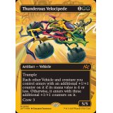 (ファーストプレイスFOIL)(フルアート)轟音の速百足/Thunderous Velocipede《英語》【DFT】
